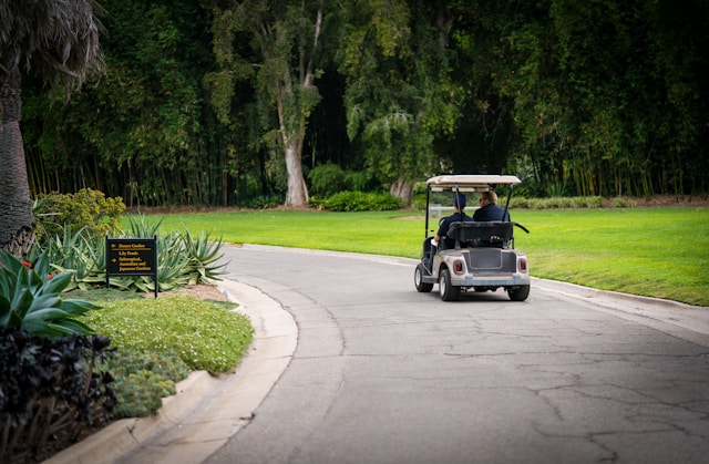 Can You Use 8 Volt Batteries in a 6 Volt Battery Golf Cart?
